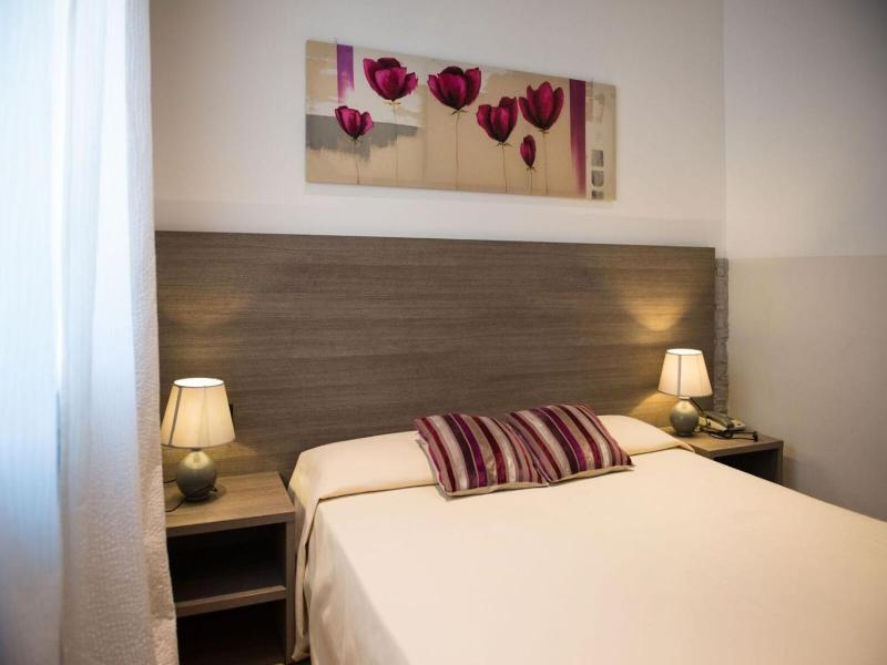 Albergo Grappolo D'oro image