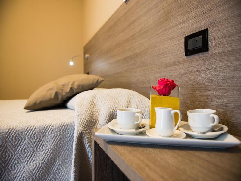 Albergo Grappolo D'oro image