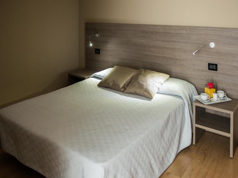 Albergo Grappolo D'oro image