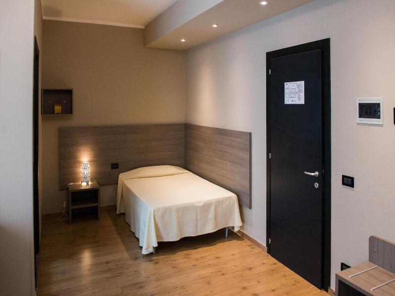 Albergo Grappolo D'oro image