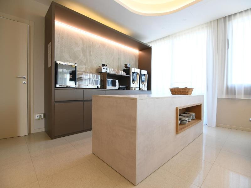 Albergo Grappolo D'oro image