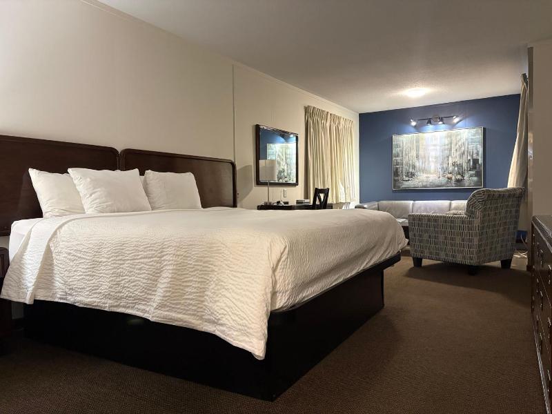 Companion Hotel Motel