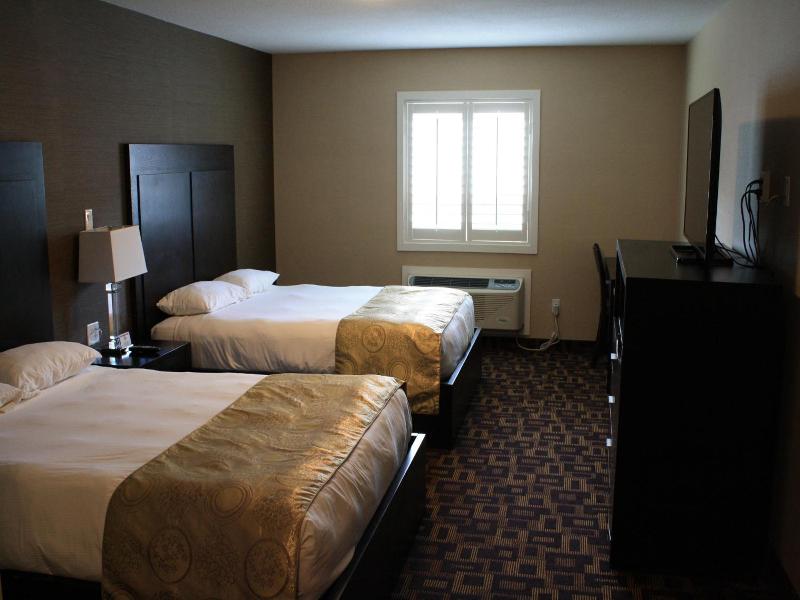 Chinook Inn image