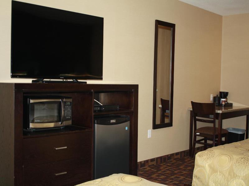 Chinook Inn image