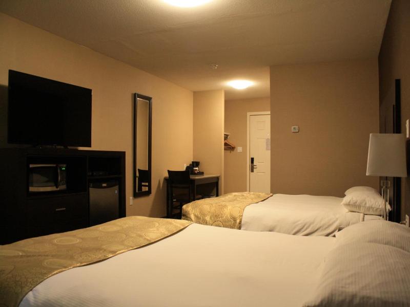 Chinook Inn image