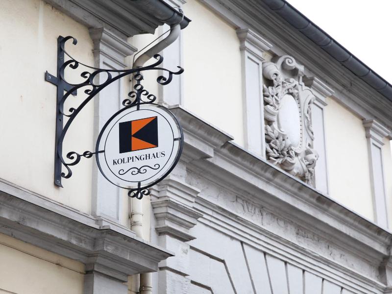 Kolping Hostel Trier Im Warsberger Hof image