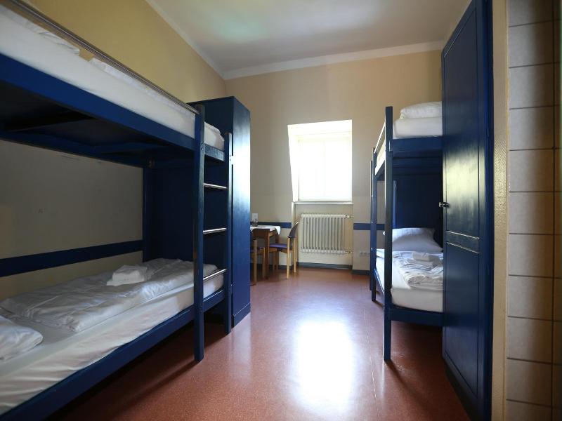 Kolping Hostel Trier Im Warsberger Hof image