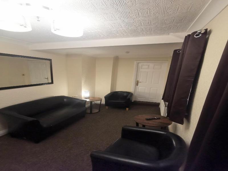 The Redwell Inn image