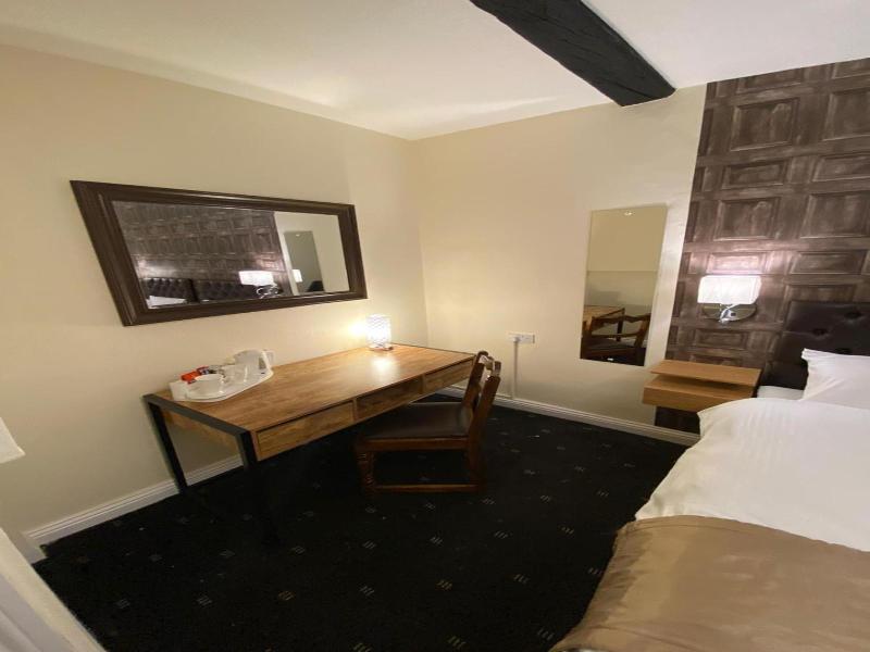 The Redwell Inn image