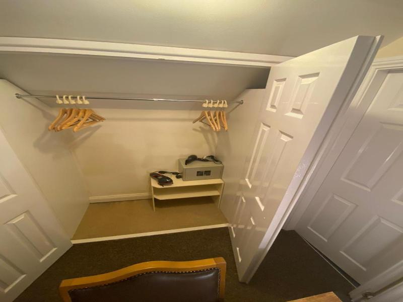 The Redwell Inn image