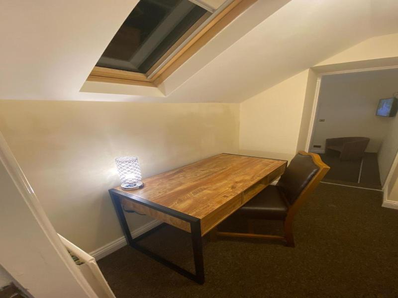 The Redwell Inn image