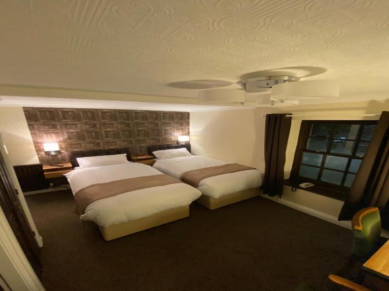 The Redwell Inn image