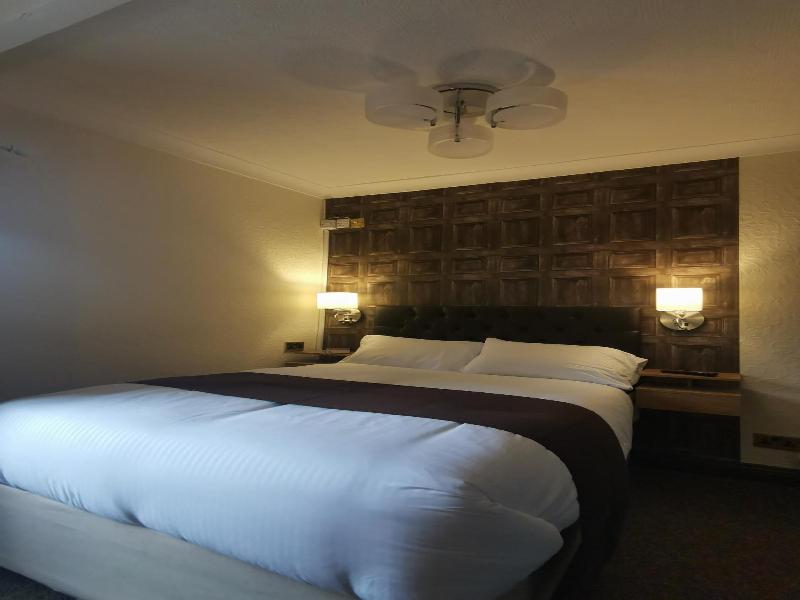 The Redwell Inn image