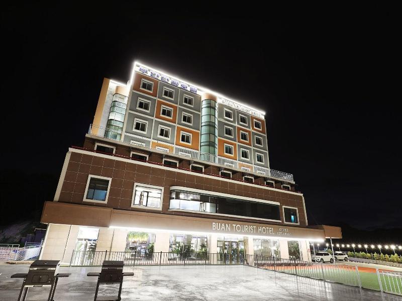 Buan Tourist Hotel, Buan