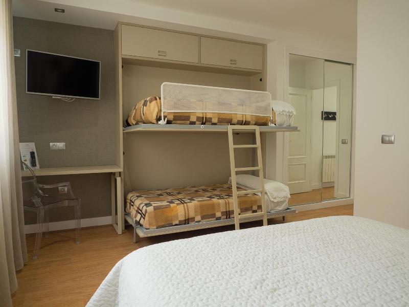Hotel Vila Da Guarda image