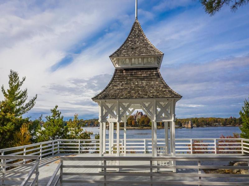 Bonnie Castle Resort & Marina image