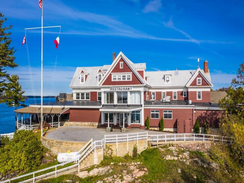 Bonnie Castle Resort & Marina image