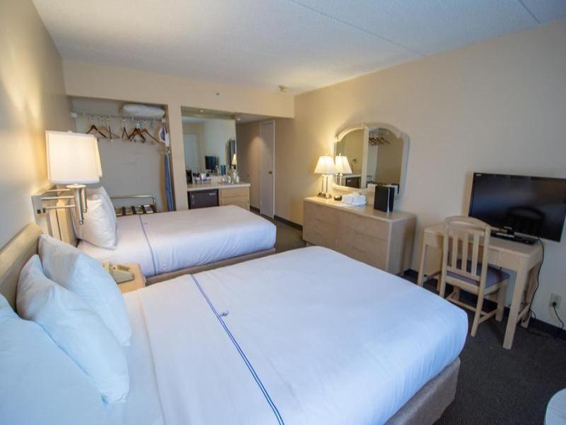 Bonnie Castle Resort & Marina image