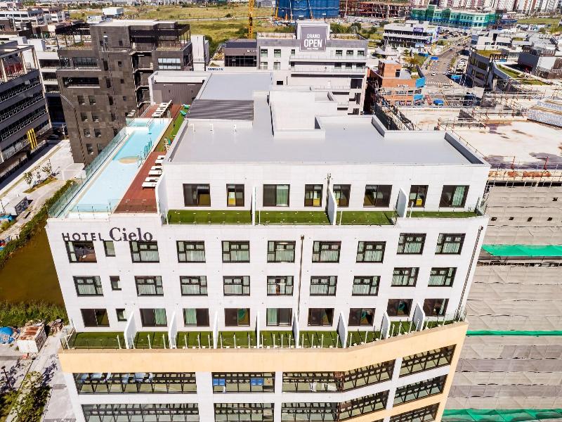 Hotel Cielo image