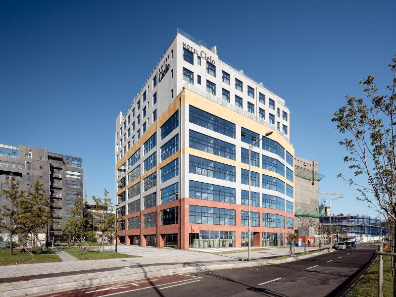 Hotel Cielo image