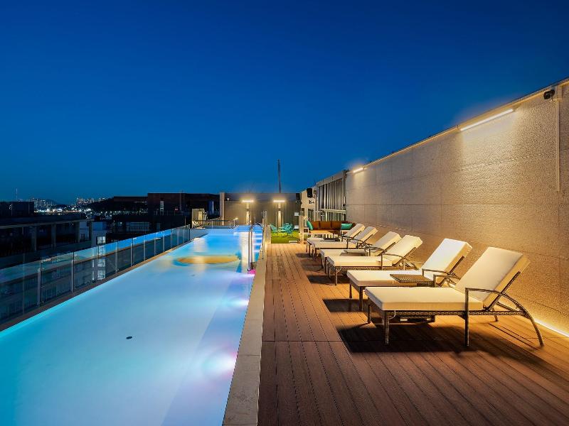 Hotel Cielo image