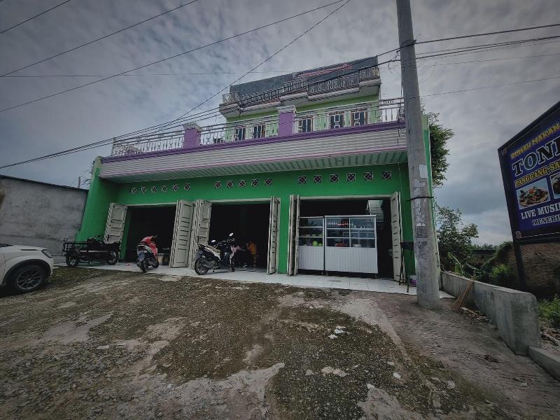Express O 91979 Penginapan Tondong Ta image