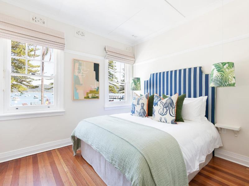 Barrenjoey House image