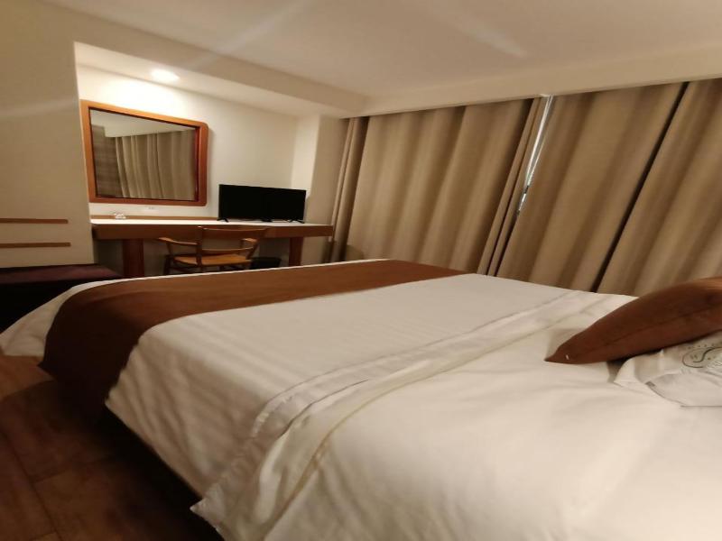 Hotel El Salvador image