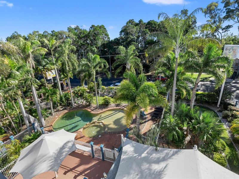 White Crest Apartments image