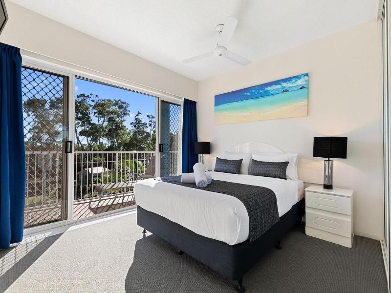 White Crest Apartments image