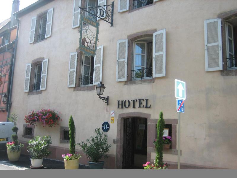 Hôtel Berceau Du Vigneron image