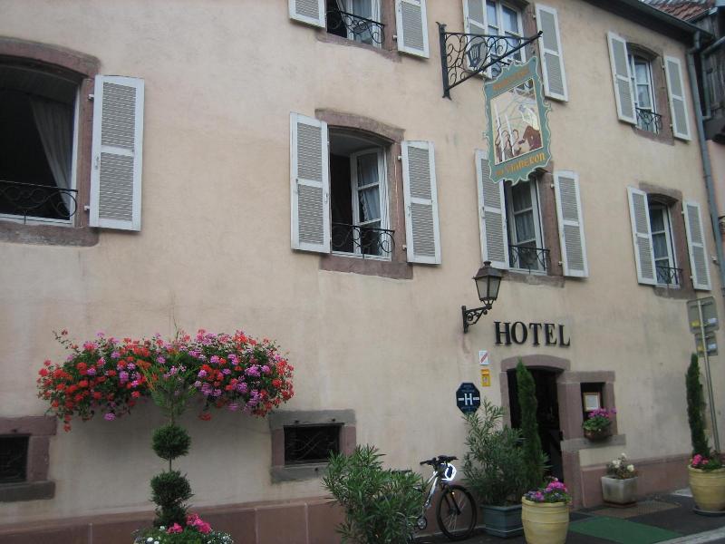 Hôtel Berceau Du Vigneron image