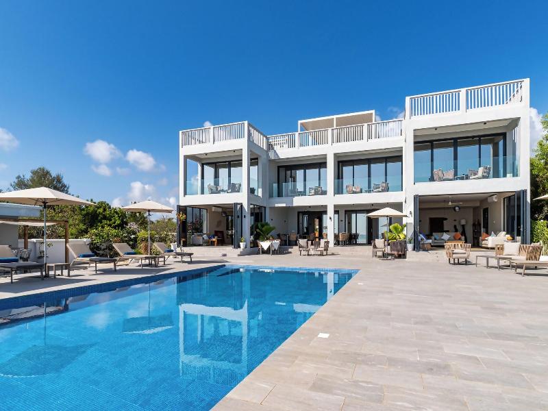 Villa Bluu image