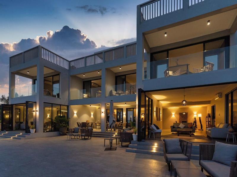 Villa Bluu image