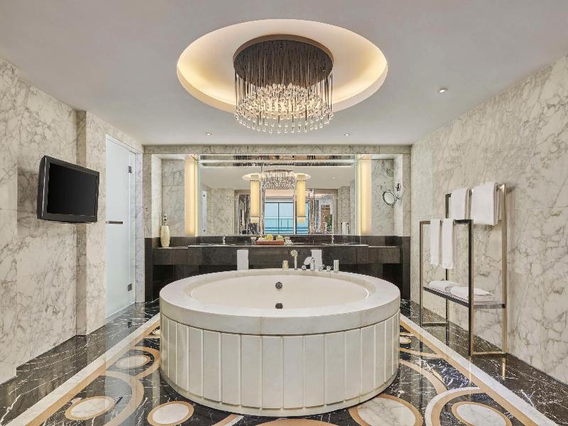 Hilton Guangzhou Science City image