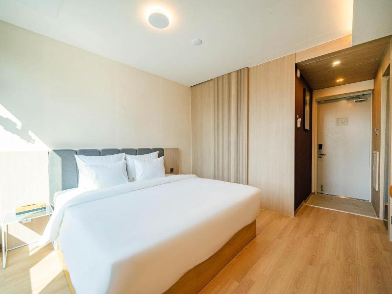 Hound Hotel Ulsan image