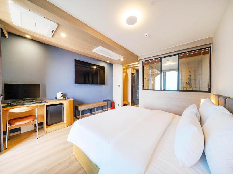 Hound Hotel Ulsan image