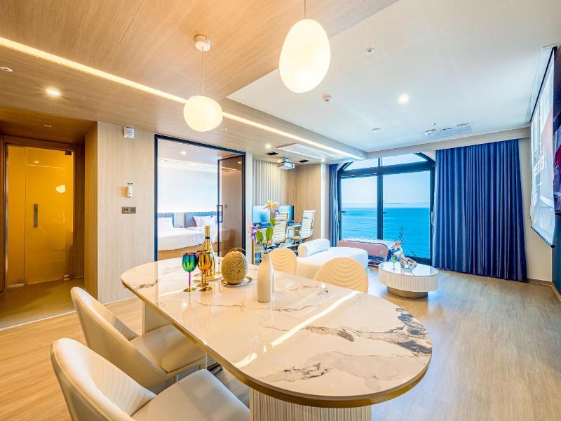 Hound Hotel Ulsan image