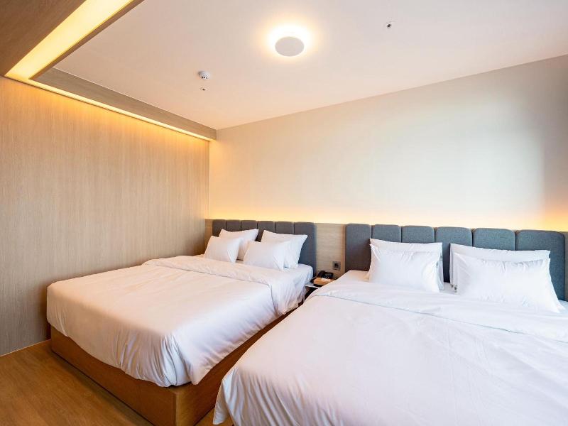 Hound Hotel Ulsan image