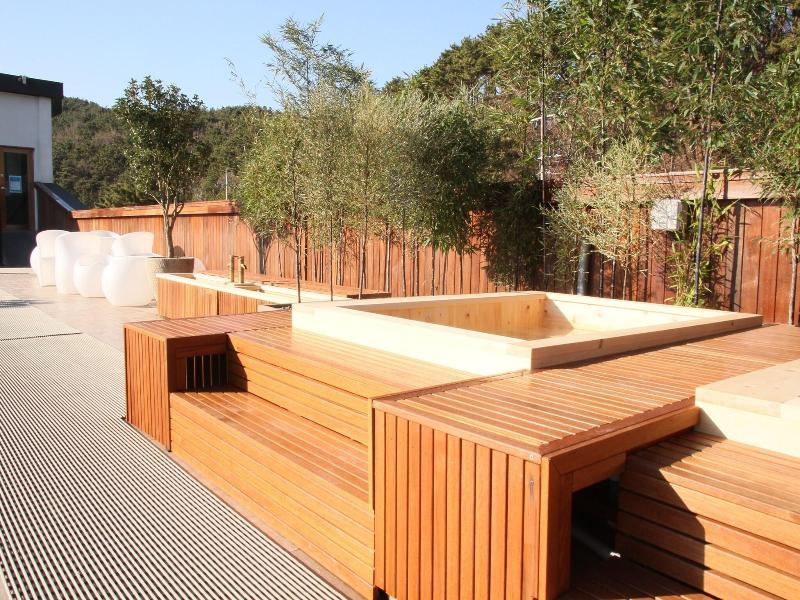 Friemily Pool Villa & Hotel image
