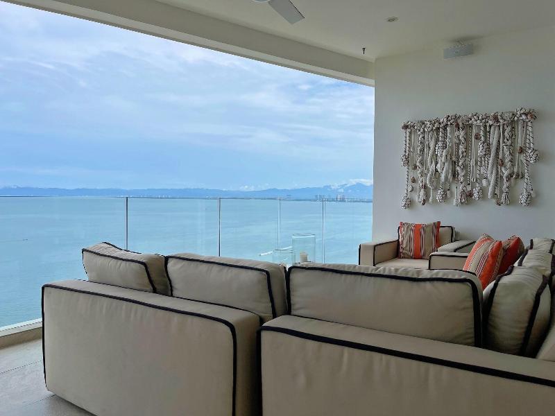 Maxwell Residences At Indah image