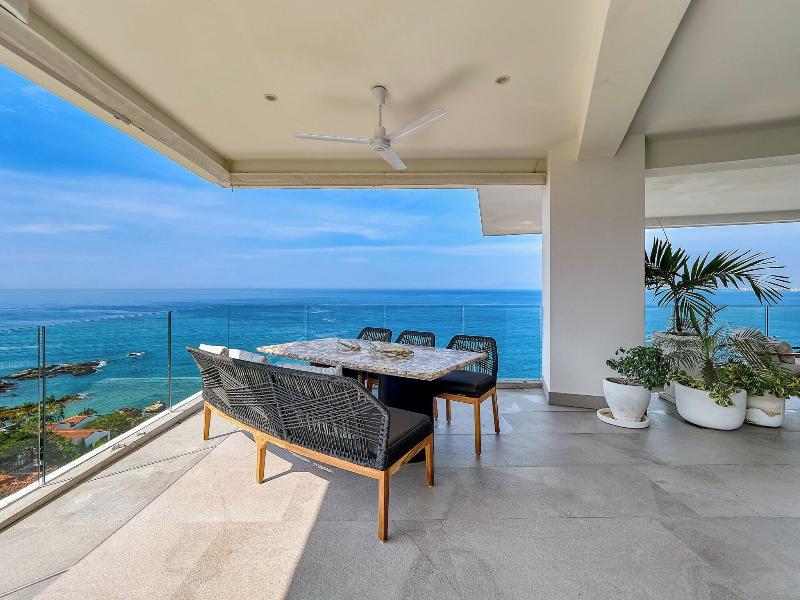 Maxwell Residences At Indah image