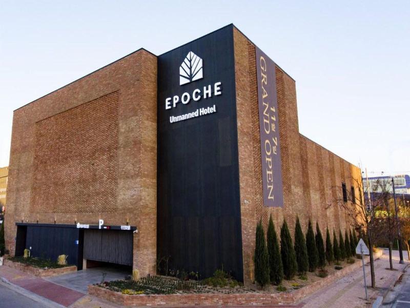 Epoche Hotel image