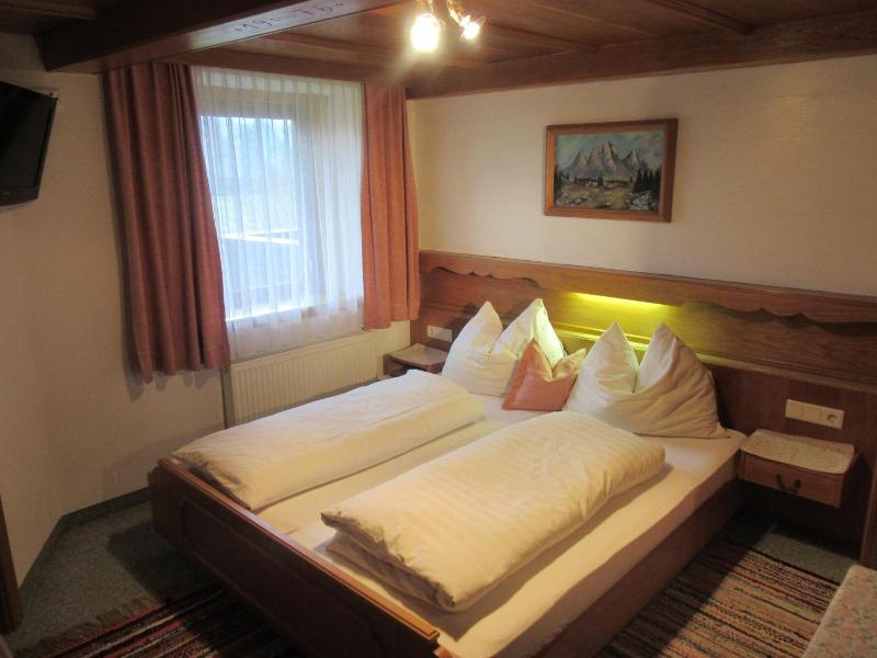 Gasthof Waldrast image
