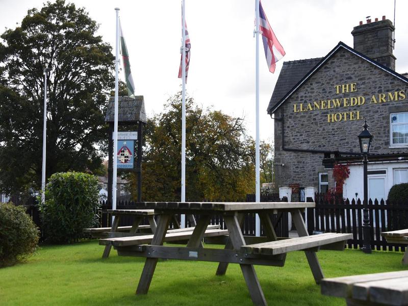 The Llanelwedd Arms Hotel image