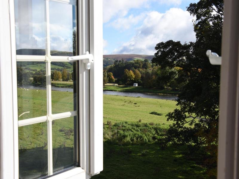 The Llanelwedd Arms Hotel image