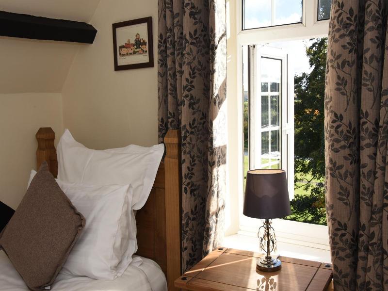 The Llanelwedd Arms Hotel image