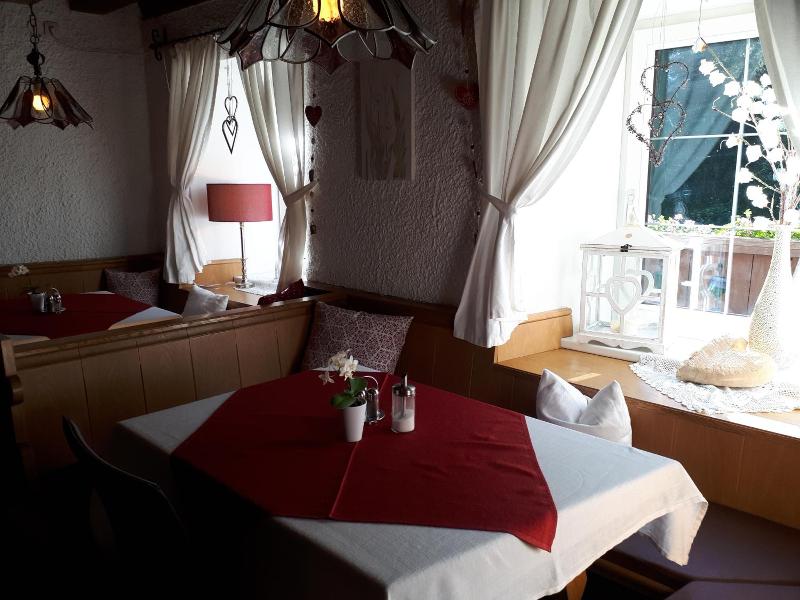 Gasthaus Vinaders image