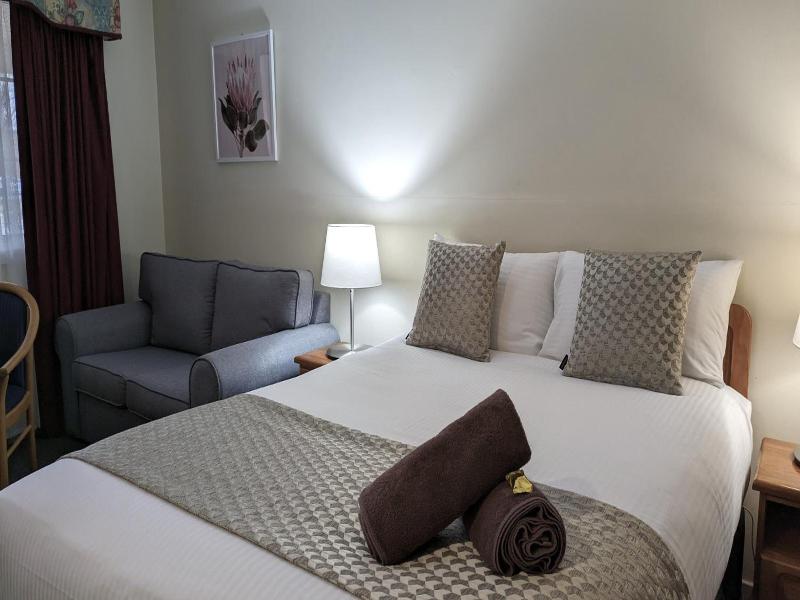 Highlands Motor Inn image