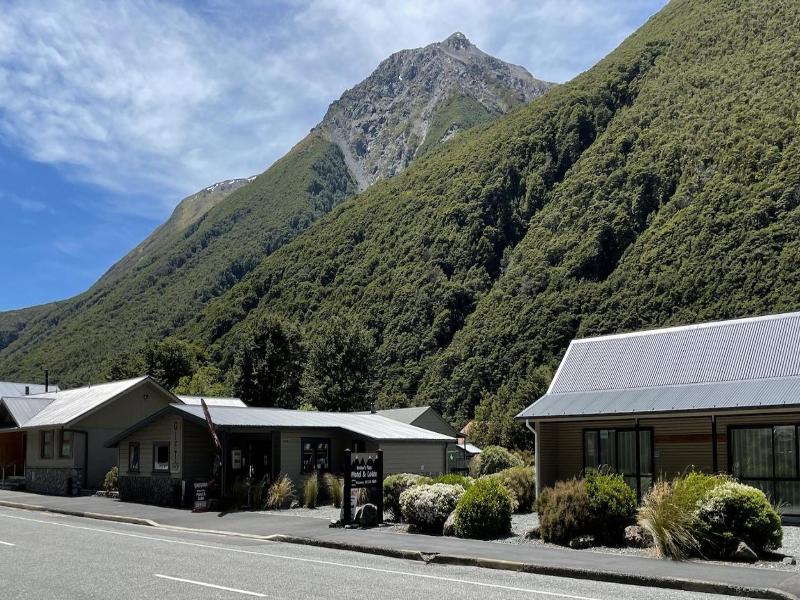 Arthur's Pass Motel & Lodge
